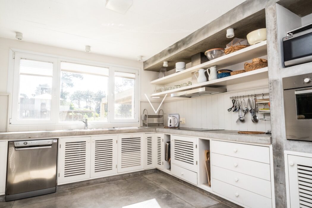 fe96f7eac481ae570e2bdf7e598ab694